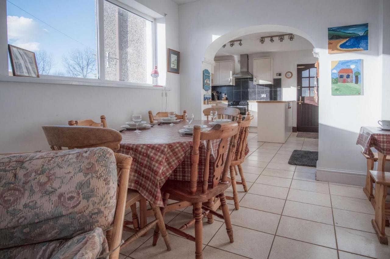 Maytree Cottage - 4 Bedroom Holiday Home - تينبي المظهر الخارجي الصورة
