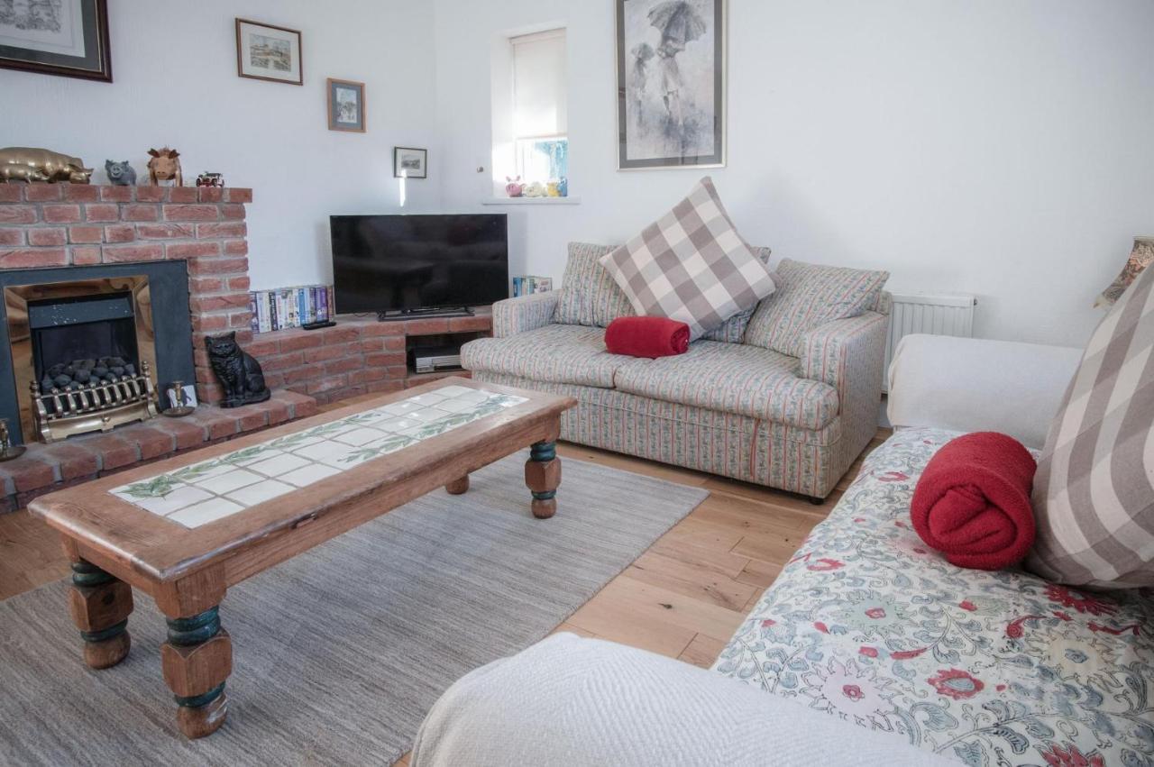 Maytree Cottage - 4 Bedroom Holiday Home - تينبي المظهر الخارجي الصورة