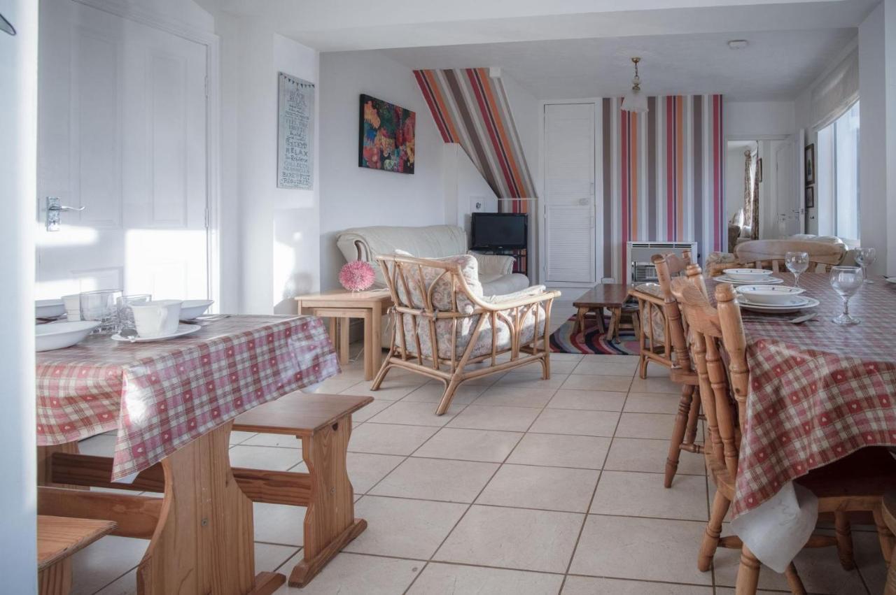 Maytree Cottage - 4 Bedroom Holiday Home - تينبي المظهر الخارجي الصورة