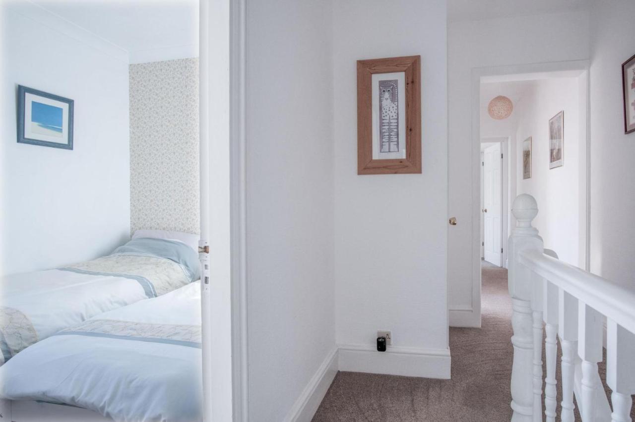 Maytree Cottage - 4 Bedroom Holiday Home - تينبي المظهر الخارجي الصورة