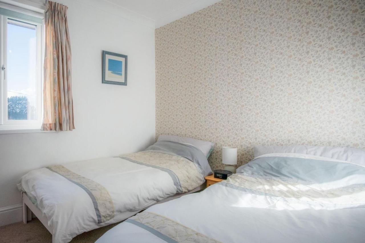 Maytree Cottage - 4 Bedroom Holiday Home - تينبي المظهر الخارجي الصورة